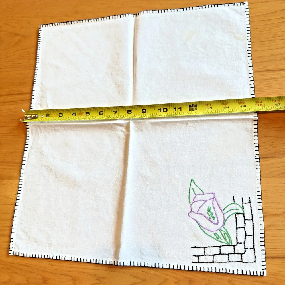 Vintage napkins set